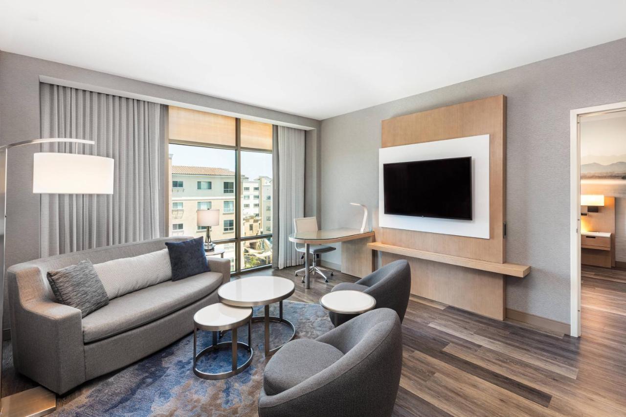 Courtyard By Marriott Los Angeles Monterey Park Extérieur photo