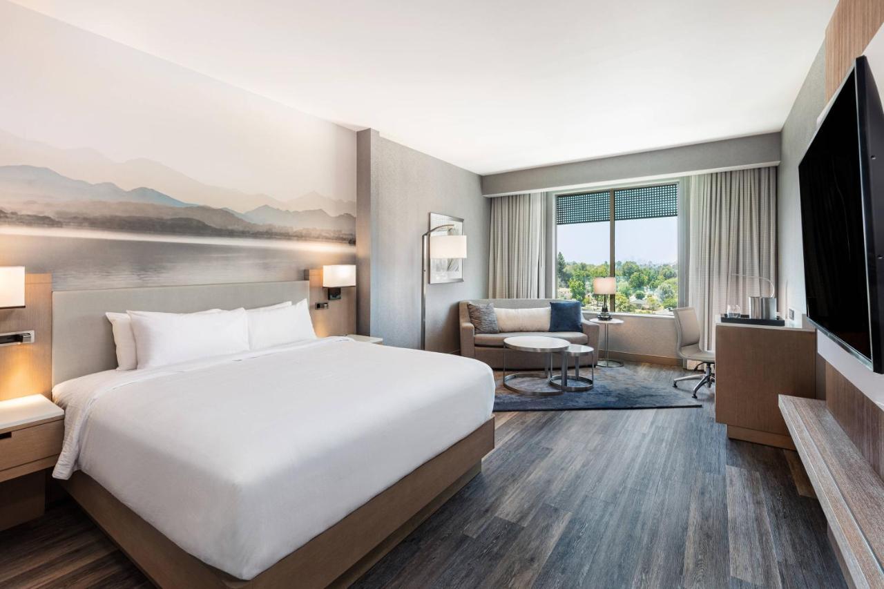 Courtyard By Marriott Los Angeles Monterey Park Extérieur photo