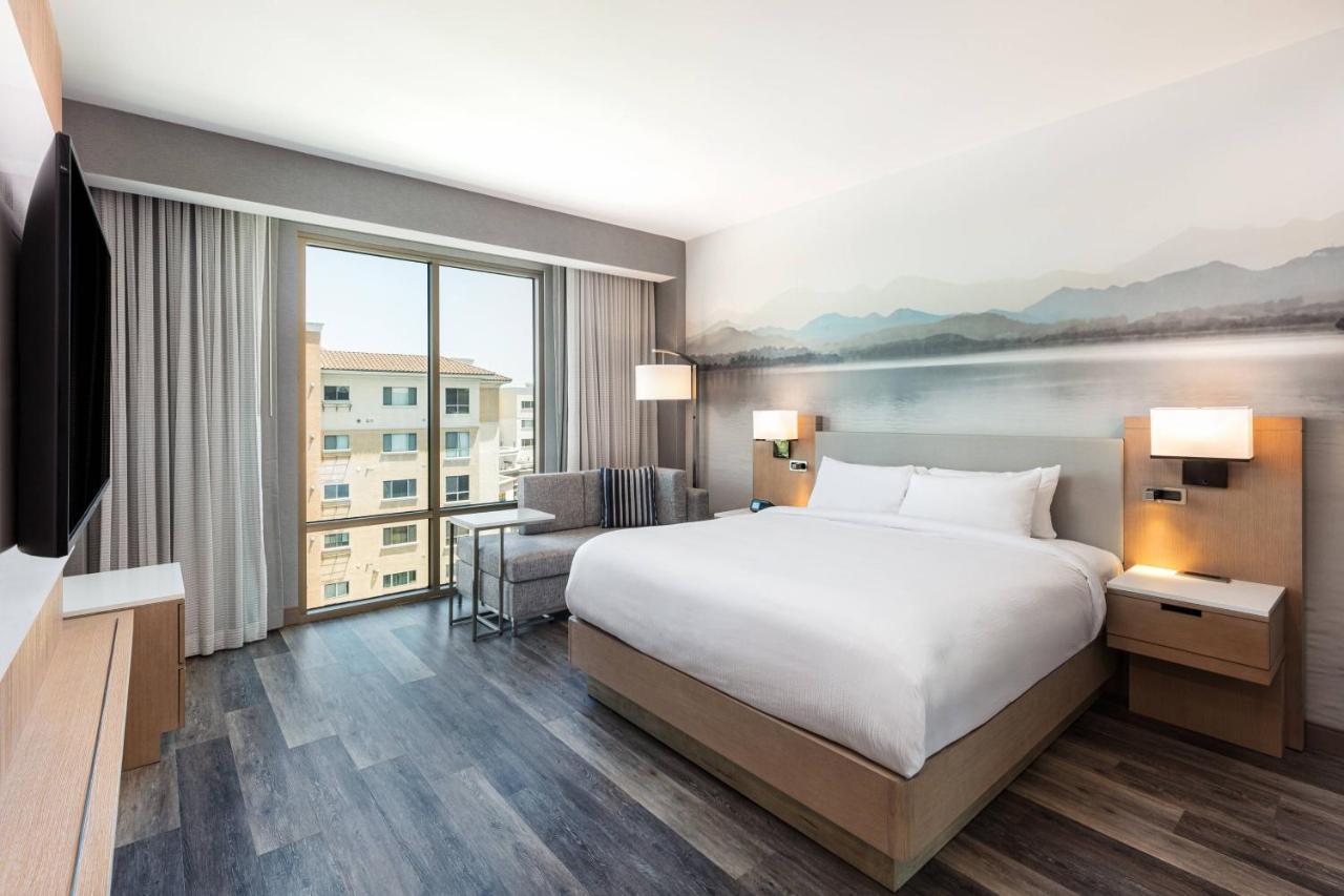 Courtyard By Marriott Los Angeles Monterey Park Extérieur photo