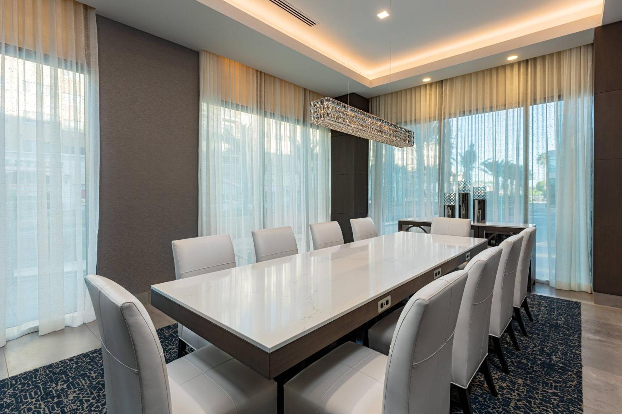 Courtyard By Marriott Los Angeles Monterey Park Extérieur photo