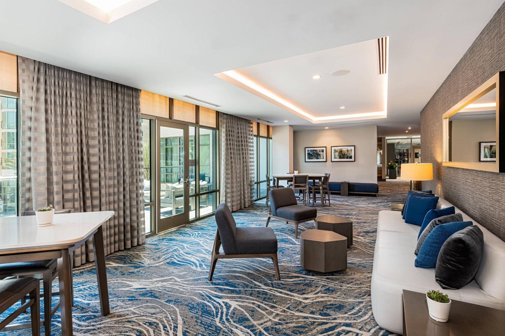 Courtyard By Marriott Los Angeles Monterey Park Extérieur photo